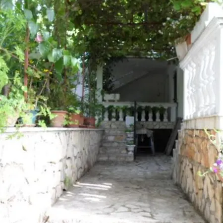 Miki Rogoznica Apartment