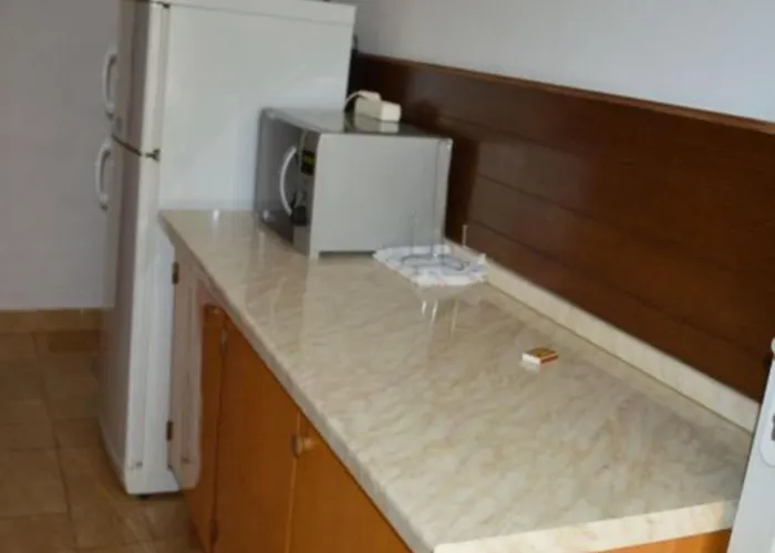 Miki Rogoznica * Rogoznica (Sibenik-Knin)